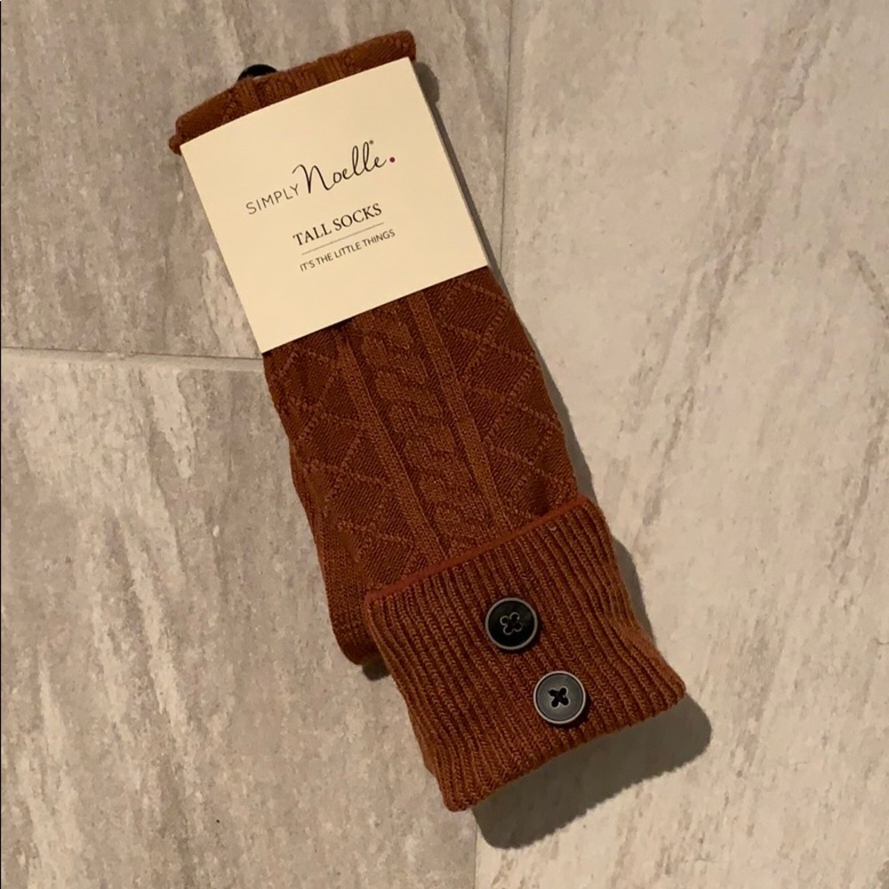 Brown Simply Noelle Tall socks